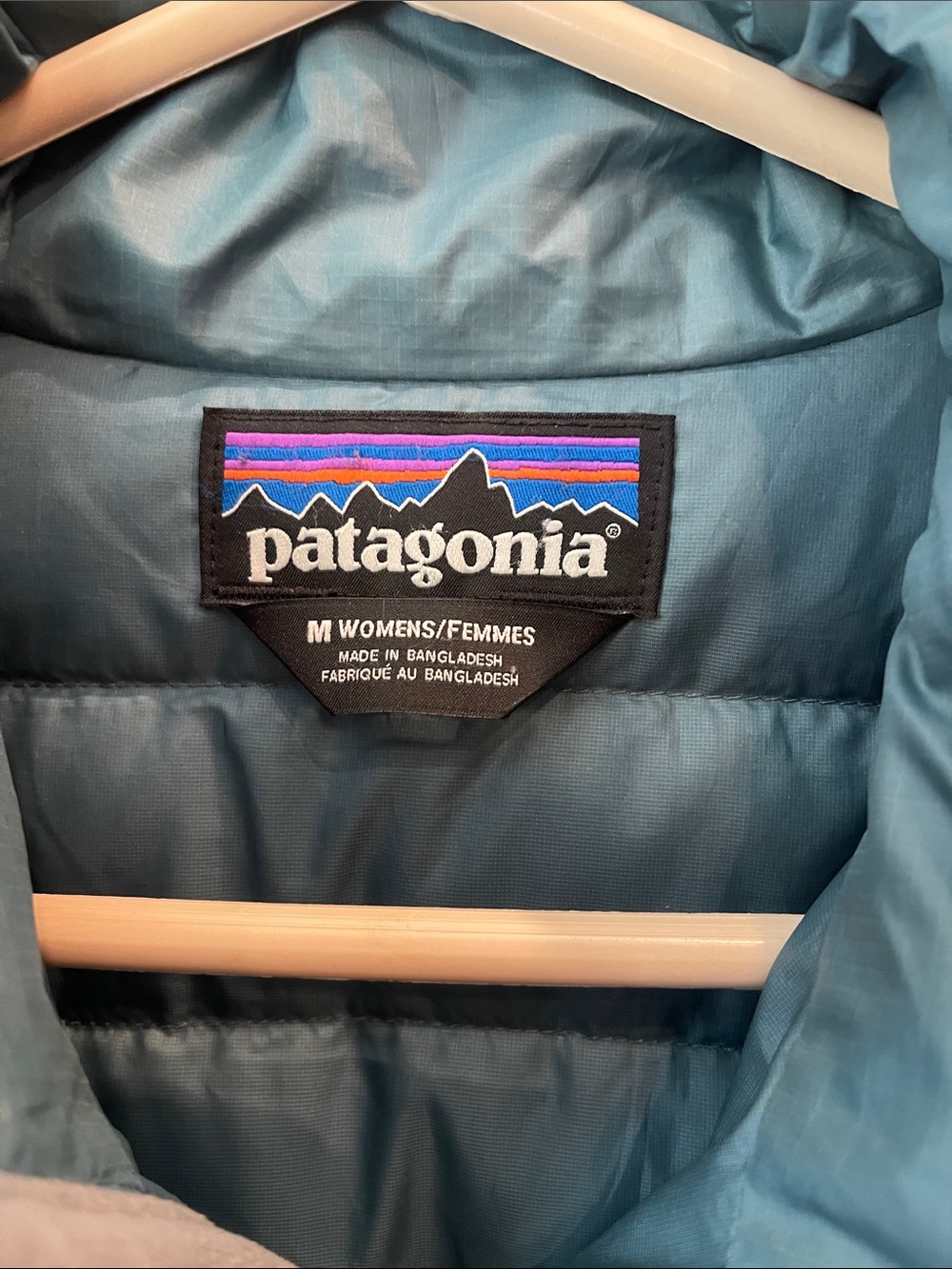 Patagonia Teal Lightweight Quilted Puffer Jacket with Peach Zippers. Women’s M. - Picture 2 of 8